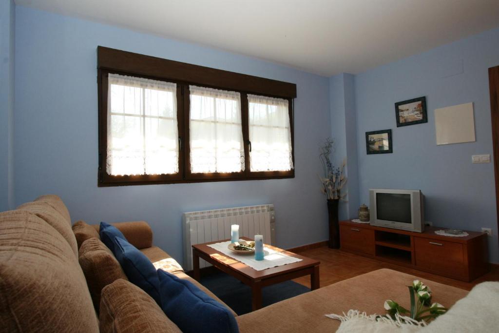 Apartamentos Toraya Hoz de Anero Quarto foto