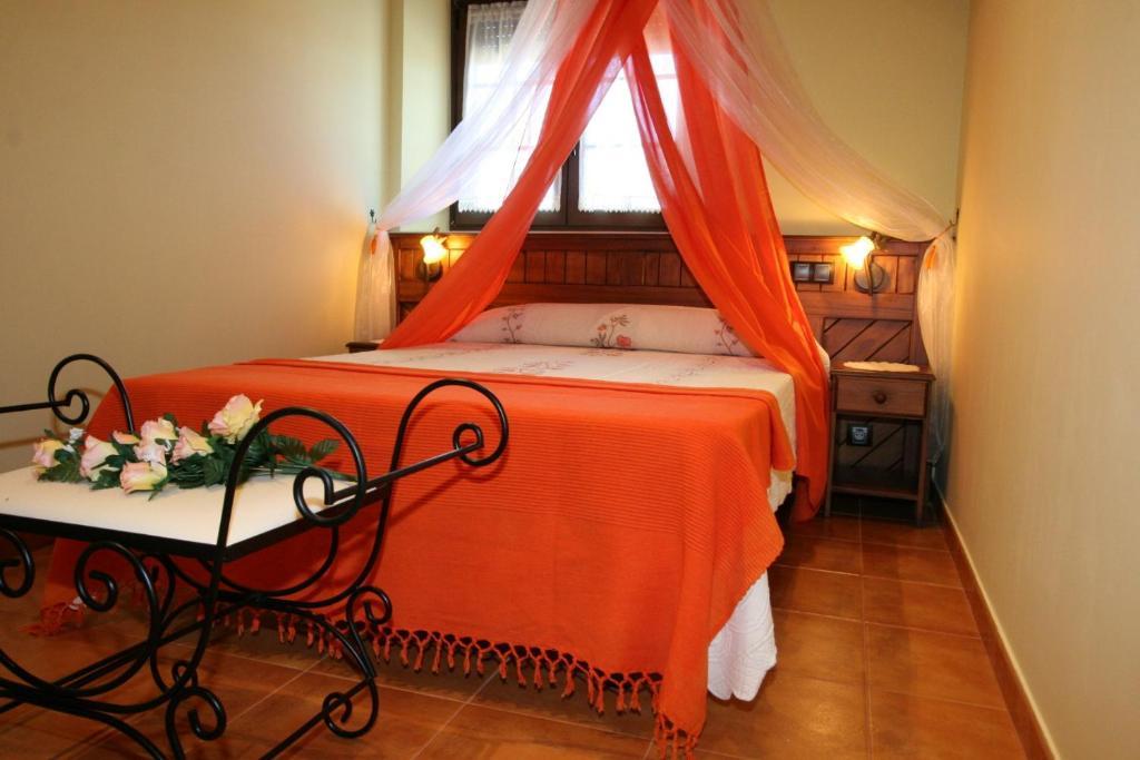 Apartamentos Toraya Hoz de Anero Quarto foto
